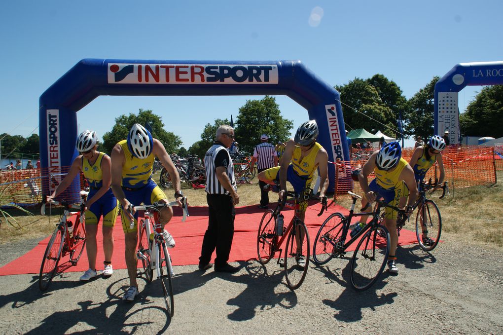 Si les triathlètes ont répondu présent, le soleil lui était au rendez-vous...