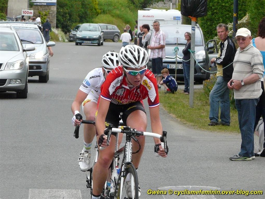 championnats de Bretagne Route 2012 à Plaine-Haute (22)
victoire d'Aude BIANNIC et Solène VINSOT
photos de Gwénaëlle RIOU