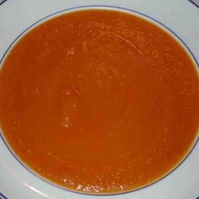 Soupe tomates/pommes de terre/oignons 