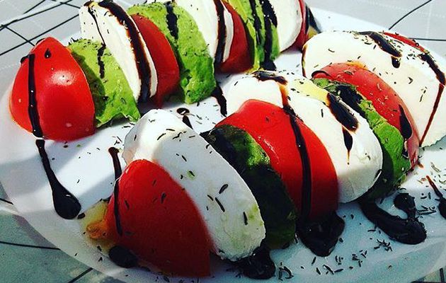 Trio estival : Tomates - Avocat - Mozzarella