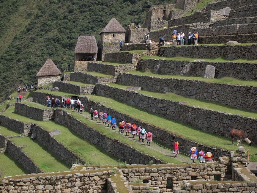 Sur les chemins du Machu Pichu : site de Moray, Saline de Maras, la vallée sacrée pour arriver au Huayna Pichu et Machu Pichu.

terredepaysages.over-blog.com
