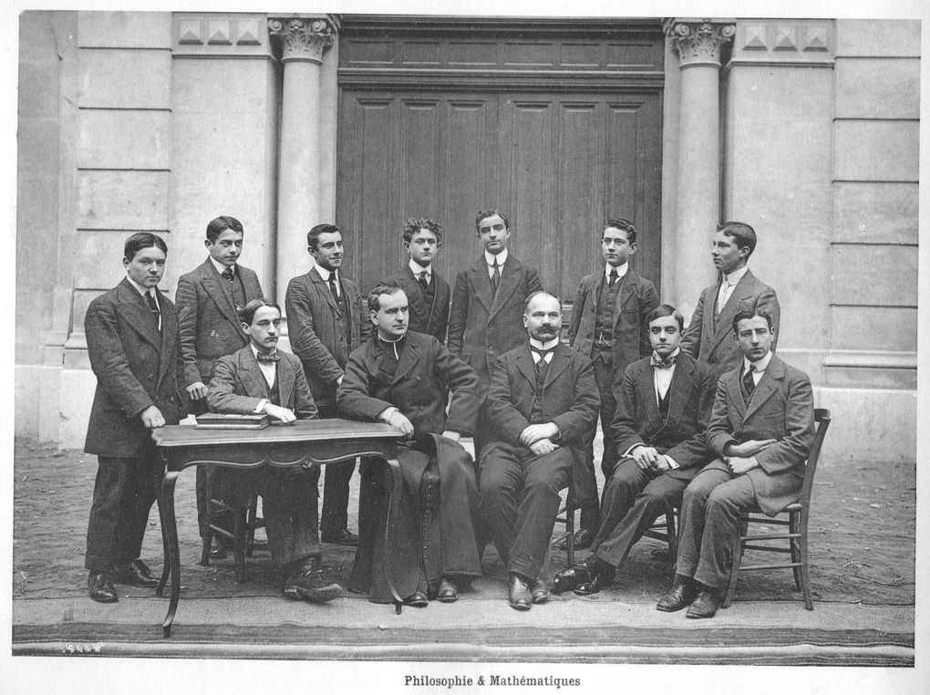 L'Ecole libre Saint-Joseph d'Avignon en 1911-1912 (plus une photo de 1907).
