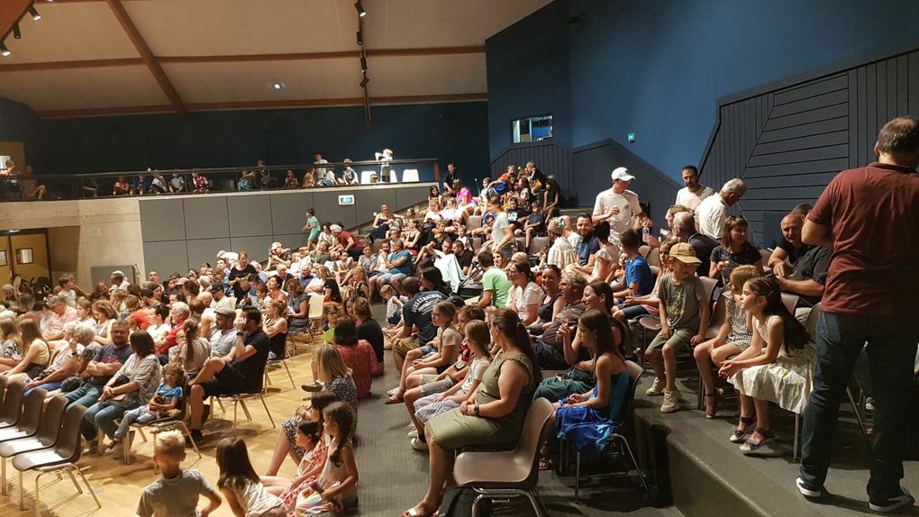 une salle comble chauffée à blanc !