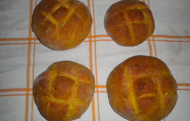 Pain au curry et graines de courges