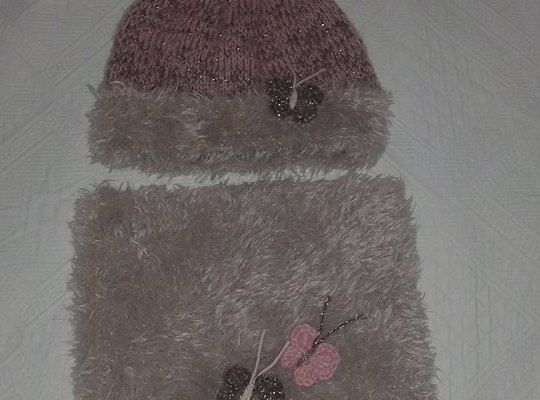 snood et bonnet au tricot pour ma fille 