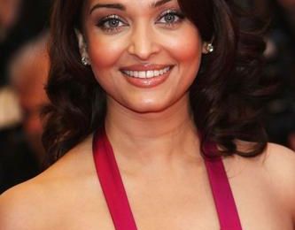 Aishwarya Rai “Vicky Cristina Barcelona” premiere in Cannes - May 17th 2008