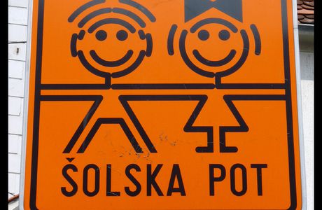 Signalisation Slovène : attention enfants !