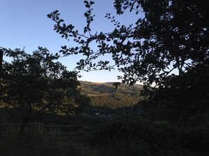 L'auberge  des Milans : Puech Verny  Auvergne vallée d'Aurillac sur Charlotteblablablog