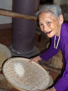 Ho Chi Minh, Delta du Mekoong, Quy Nhon, Hoi An, Parc de Cat Tien et Bach Ma, Hue, Hanoi, Sapa et la baie d'Halong... tout un programme en un mois, seule et avec mes parents !