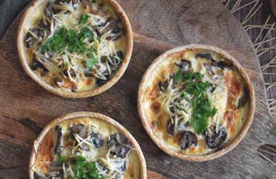 Tartelettes aux champignons bruns et aux lardons