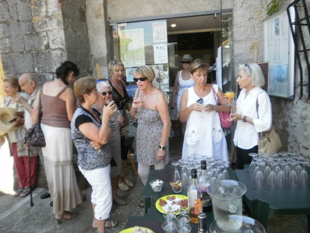 Album - Aperitif-de-vernissage-du-26-juin-2011