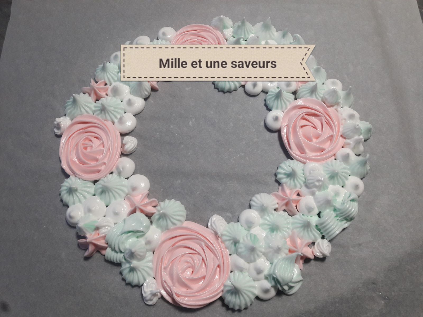 Couronne de Noël meringuée sur Overblog