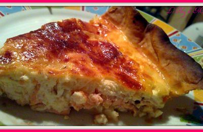 Tarte aux poireaux, saumon et fromage de chèvre