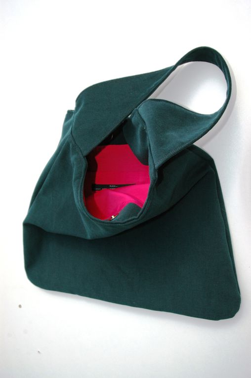 Big Triangular Bags,small shoulder bags,A4 totes, Square totes, chic totes.