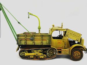 Tracteur lourd Somua MCL5, Deskit, 1/35.