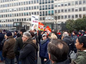 Photos YG.  Manifestation 5 décembre 2019 à ROUEN