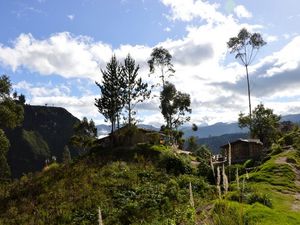 Journey 2 : &quot;Trekking dans les Andes : To the Quilotoa&quot;