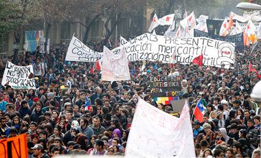 Mobilisation historique pour l'Education au Chili. A quand la France ?