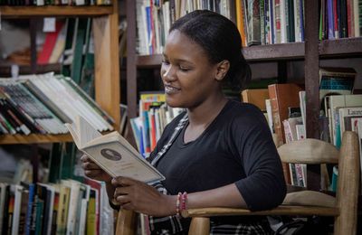 Rendez vous à  la Libraire Solidaire au 92 rue Grégoire à Pétion-Ville. La lecture c'est bon pour le moral. Comme ça vous...