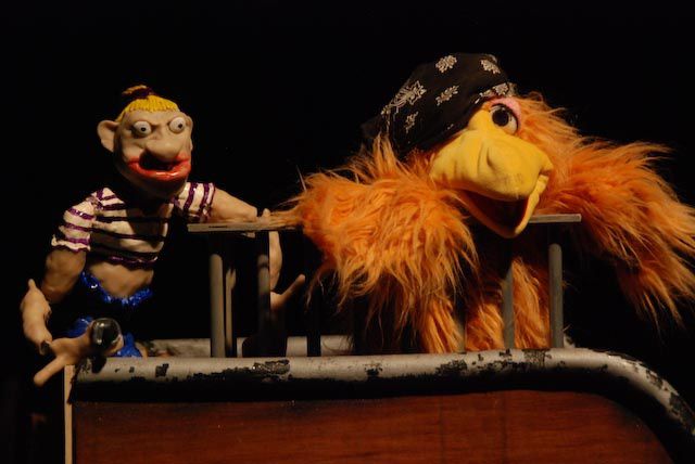 Marionnettes et photos des marionnettes Christian Bodart, de la compagnie Yapuka de Dunkerque pour le projet disponible à partir d'avril 2014, où 3 pirates déambuleront sur leur bateau, le black poulpe