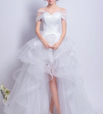 Quelque chose pour choisir une robe de mariée parfaite