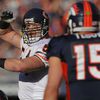 Urlacher in Tebow: 'He's a fantastic jogging back'.