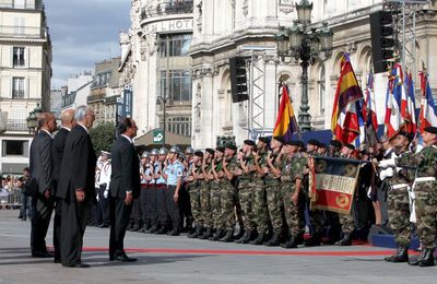 Pour une véritable reconnaissance officielle des républicains espagnols. Nous attendons le 25 août 2014 que le Président de la République rende l’hommage que la France n’a jamais rendu depuis 70 ans.