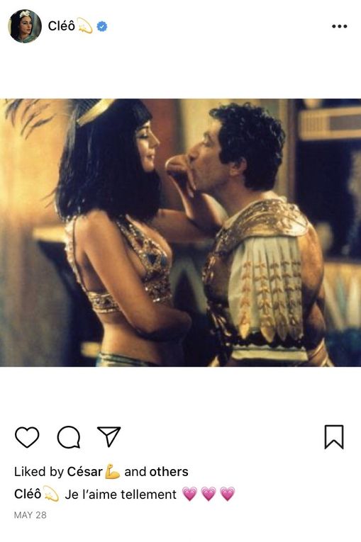 Ancient couple VS modern means of communication