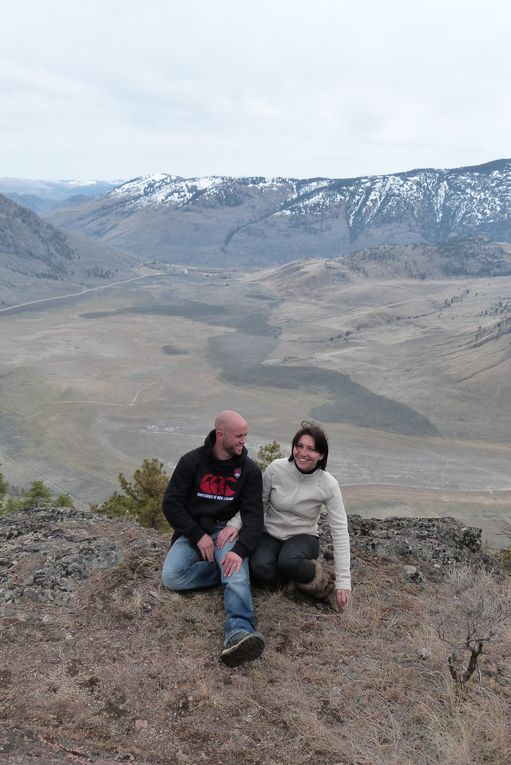 2 semaines passées dans une ferme à Cawston, dans le sud de la colombie britannique. Ce village est située dans la vallée de l'Okanagan, près de Osoyoos où débute le désert canadien. Ce désert canadien s’étend de la frontière américaine