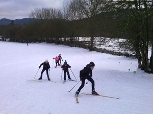 Premier entraînement sur les skis.