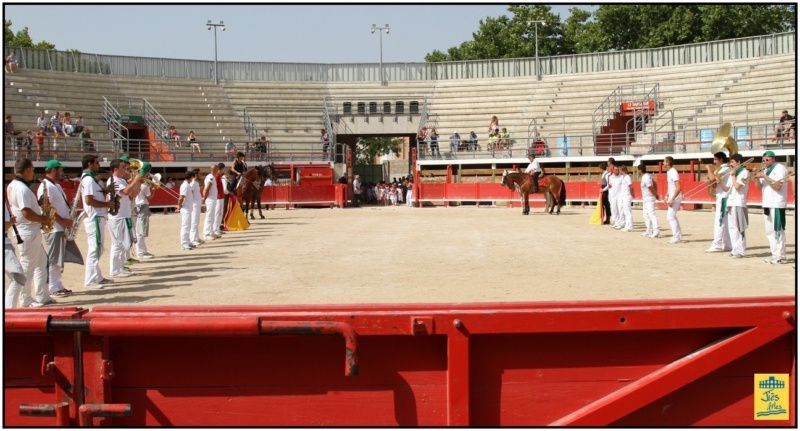 Samedi 30 juin 2012 Grand Spectacle équestre et taurin animé par la banda Los Espartacos de Mugron