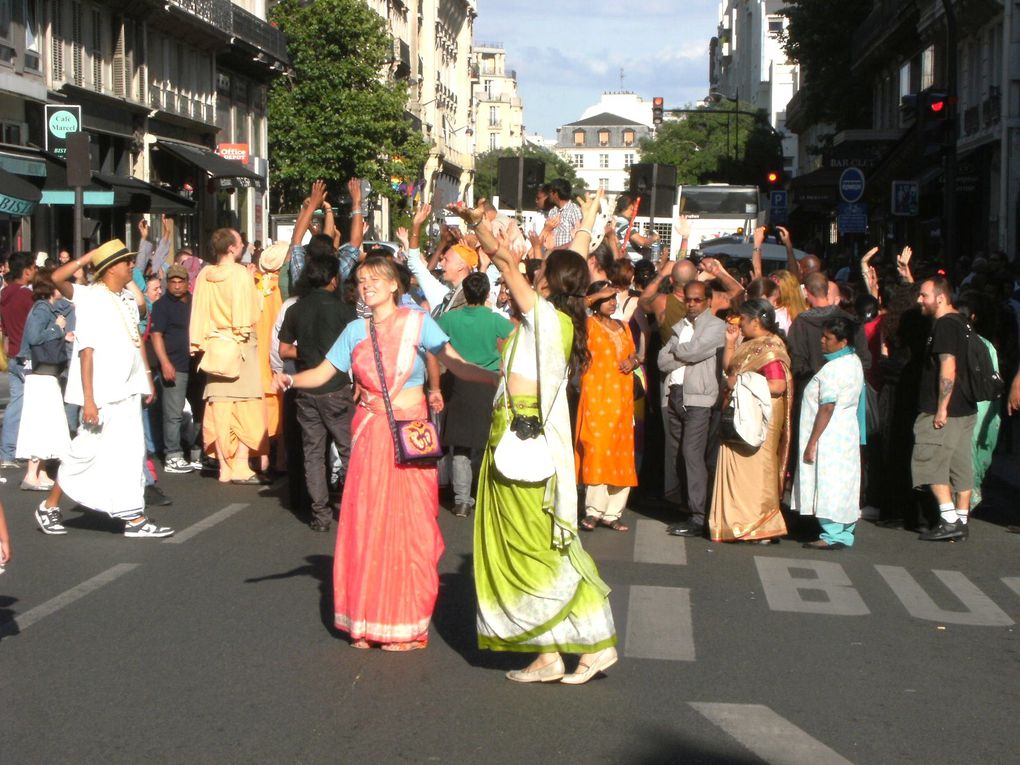 Photos festival Ratha-Yatra du 1er Juillet 2012 à Paris. (ISKCON) Défilé du Char de Jagannatha.The-visionnaire©2012tous droits réservés