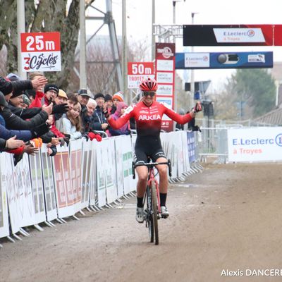 Anaïs Morichon (Arkea Pro Cycling Team - CCC) remporte la dernière manche et général de la coupe de France de cyclo-cross