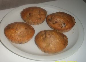 muffins au lait croquant au m&amp;ms et ses morceaux de banane 