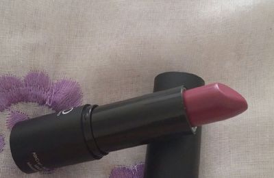 KIko Smart Lipstick