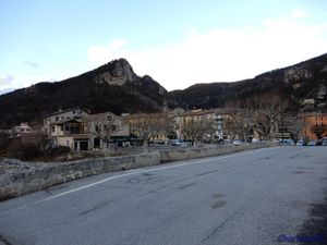 Annot, Alpes de Haute Provence (Voyages en camping-car)