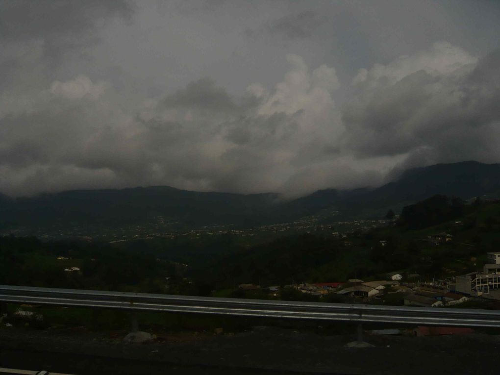 Guatemala, on y a passé une semaine de Panajachel à la capitale, entre les pluies d'Agatha et les bus des Etats-Unis !