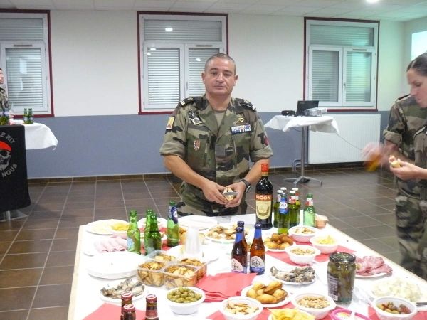 La section UNP 010 de l'ain a fêté Saint Michel au Régiment Médical de La Valbonne