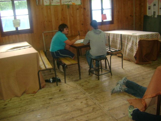 En attendant l'orage...Une journée à la colo par Noah et Tommy