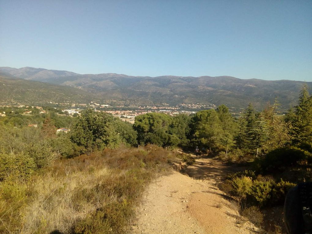 Descoberta de l'Orri de la Rufaca per la classe de 6ena i 5ena Català