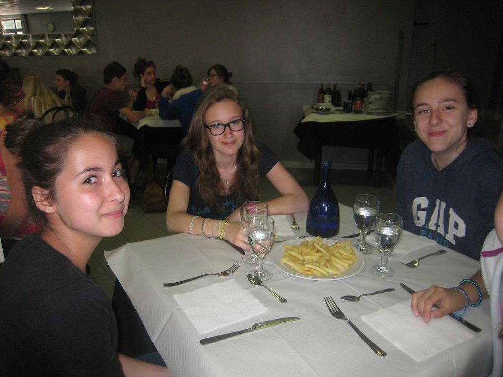 Au restaurant « Tiberius », repas sans surprise : frites et pizza !