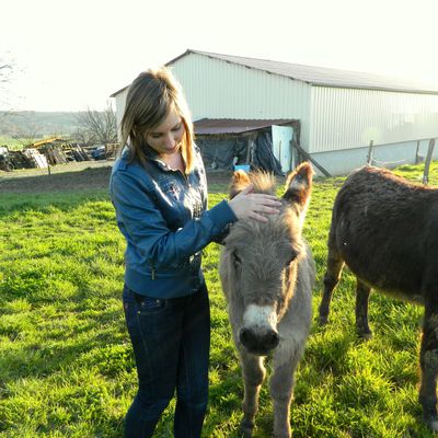 Mimie avec les petits sauvage