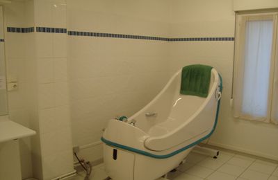Salle de bain médicalisé