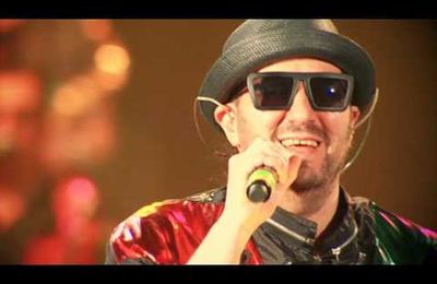 Los Auténticos Decadentes - Hecho en México, en vivo en el Palacio de los Deportes