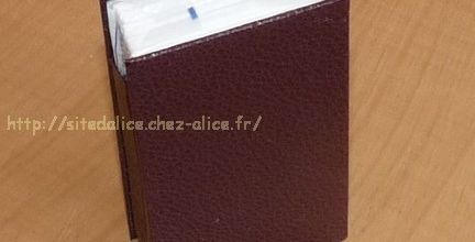 Etui à mouchoirs