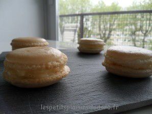 MACARONS A LA VANILLE 