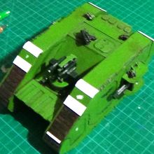 Réparation d’un scratch de land raider en carton (1)