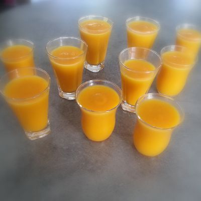 Velouté de carottes en version verrine froide ou entrée chaude