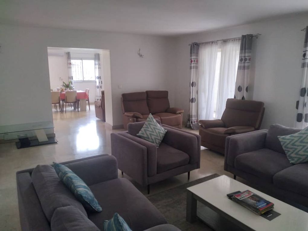 VILLA DUPLEX A VENDRE COCODY