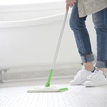 Wipe The Floor: Tips For Cleaning The Bathroom Floor